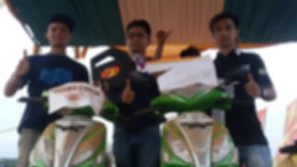 hadiah motor di Grasstrack Jabar