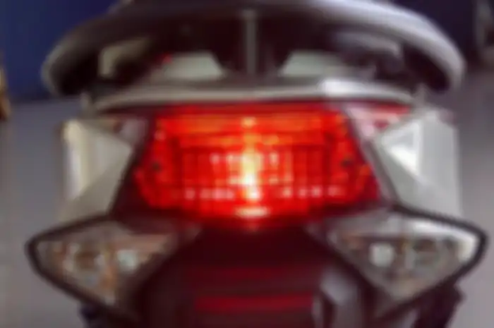 Cara Atasi Lampu Rem Motor Nyala Terus