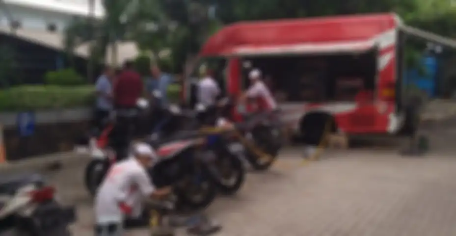 Astra Motor Center Jakarta memberikan layanan service dan oli gratis kepada insan pers