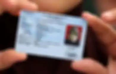 Parah! Jual Beli Foto Selfie Pegang KTP di Facebook Cuma Seharga Kopi