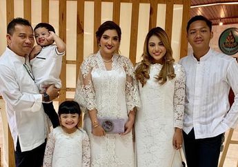 Persembahan Manis Aurel, Azriel, dan Arsy Hermansyah untuk Ashanty di Hari Ibu, Terharu!