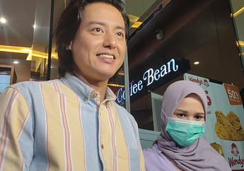 Pernah Kena Semprot Pipis Si Jabang Bayi, Roger Danuarta dan Cut Meyriska Sering Sharing dan Cari Referensi Parenting di Instagram