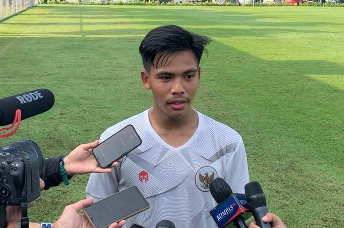 David Maulana saat ditemui seusai latihan timnas U-22 Indonesia di Lapangan A, Senayan, Jakarta Pusat, Sabtu (11/3/2023).