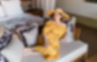 Berstatus Istri Sultan Andara, Kini Nagita Slavina Hamil 4 Bulan Kepergok Cuek Santap Makanan Merakyat Sejuta Umat di Warung Sederhana hingga Buat Netizen Singgung Soal Ini: Orang Kaya Aja...