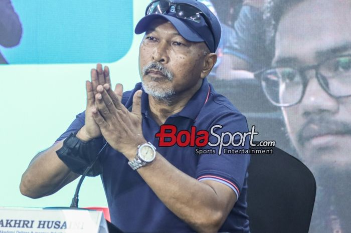 Direktur Akademi Deltras Sidoarjo dan Mantan Pelatih Timnas U-19 Indonesia, Fakhri Husaini.