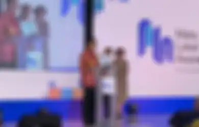 Singgung Kebangkitan Pariwisata, Menparekraf Sandiaga Uno Persembahkan Penghargaan Mata Lokal Award 2022 untuk Insan Parekraf