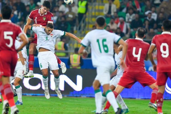 Suasana pertandingan antara Irak melawan Timnas Indonesia.