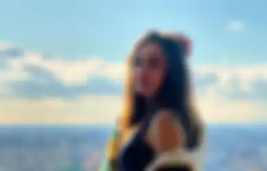 Biasanya Panen Pujian, Luna Maya Tiba-tiba Kebanjiran Belas Kasihan Gegara Hal Ini, Netizen: Duh, Sayang Banget!