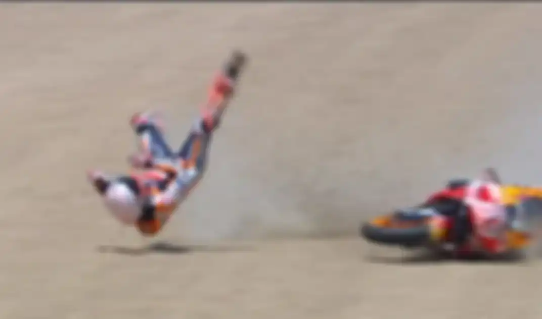 Video Marc Marquez Jatuh di MotoGP Spanyol 2020, Sampai Terlempar dan Terseret Bersama Motornya.