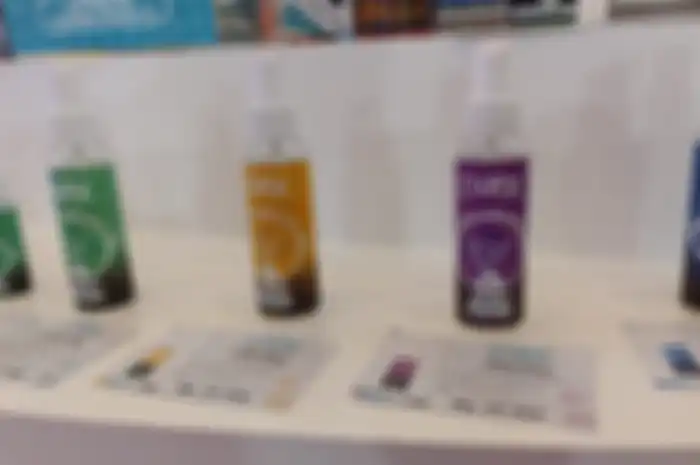 Ilustrasi parfum helm