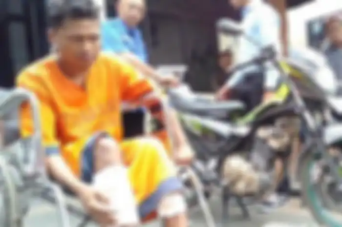 Ribut Sugeng Raharjo warga Desa Talok, Kecamatan Turen, Kabupaten Malang ditangkap Satreskrim Polres Malang, Rabu (25/9/2019). Pria berusia 31 tahun harus berurusan dengan hukum karena melakukan penjambretan handphone di berbagai daerah di Gondanglegi.