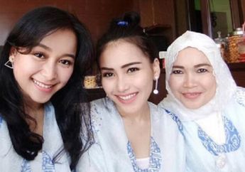 Ayu Ting Ting Ulang Tahun, Umi Kalsum Tuliskan Kalimat Menyentuh nan Mengharukan!