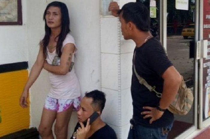 Waria dan geng motor terlibat bentrok