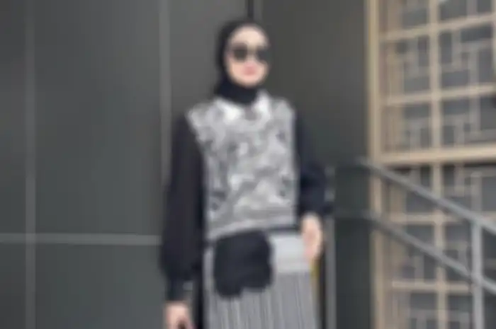 OOTD hijab monokrom hitam putih
