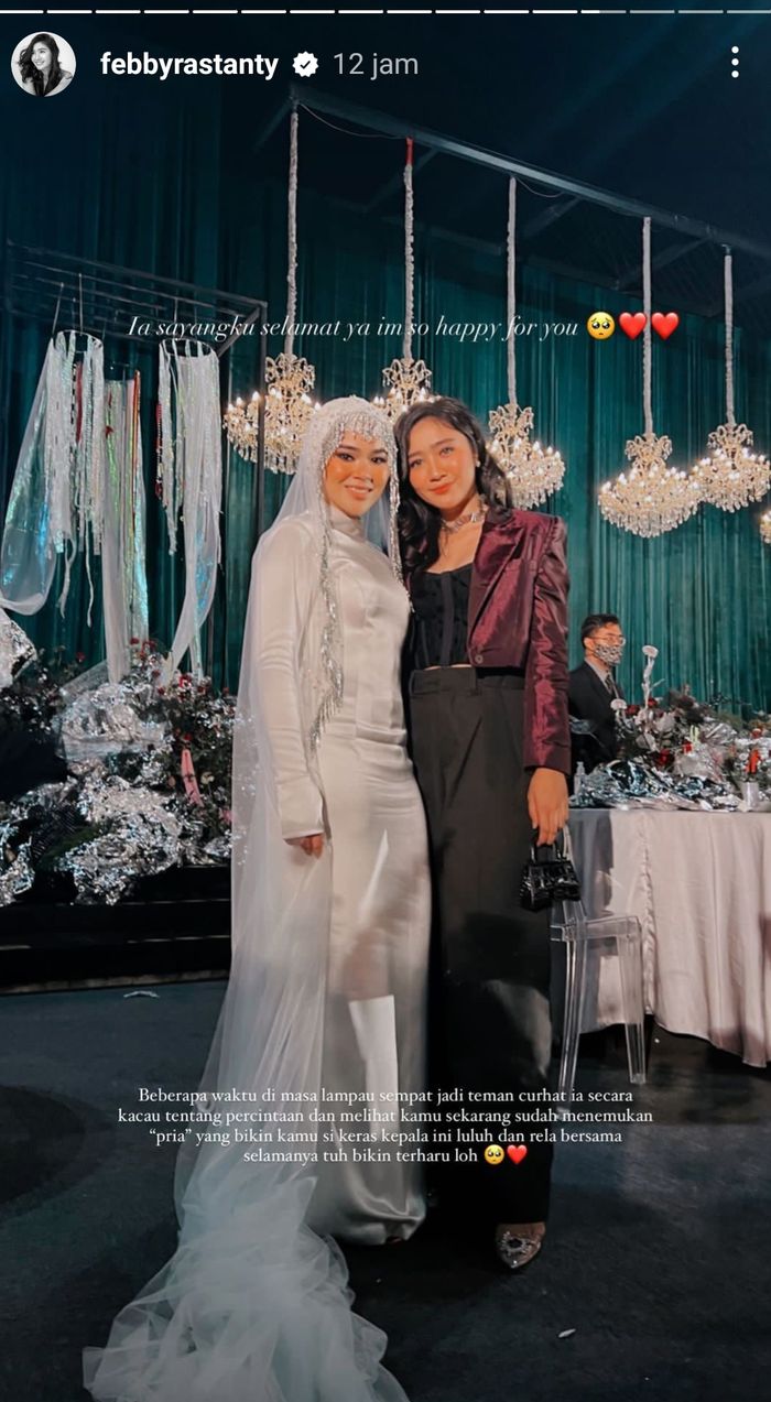 Unggahan Febby Rastanty