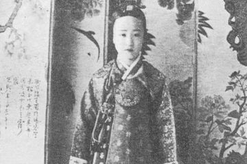 Deokhye adalah putri terakhir dari Kekaisaran Korea atau Dinasti Joseon. Terlahir sebagai keluarga kerajaan, ia justru menjalani kehidupan yang memilukan.