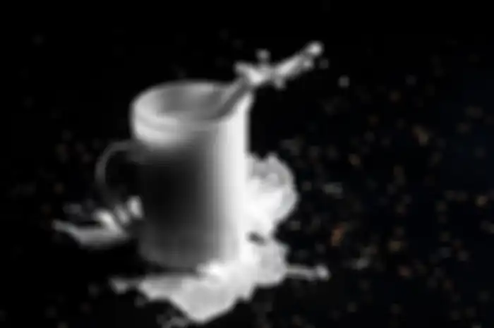 Manfaat minum susu sebelum tidur bisa memperkuat tulang.