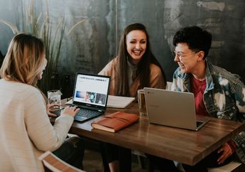 3 Shio Paling Beruntung Hari Ini 10 Juni 2024, Kemampuan Shio Macan Makin Dilirik Bos, Siap-siap Naik Jabatan!