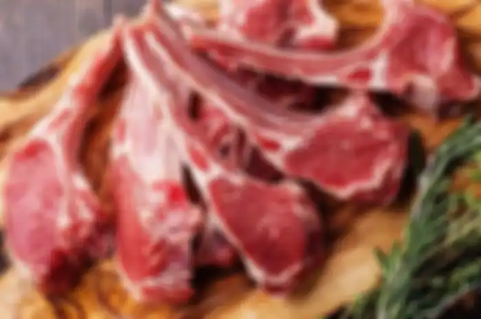 Daging kambing.