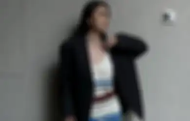 5 Gaya Pakai Blazer yang Enggak Ngebosenin ala Selebgram Bece!