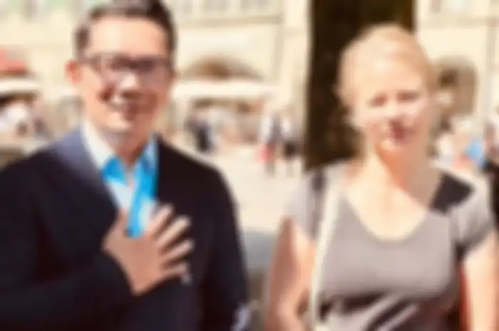 Ridwan Kamil dan Geraldine Beldi, guru SD yang menemukan jenazah Emmeril Kahn