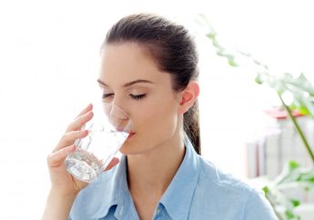 Gampang Banget! 4 Jenis Minuman Ini Akan Bantu Turunkan Berat Badan Jika Dikonsumsi Sebelum Tidur, Salah Satunya Air Putih