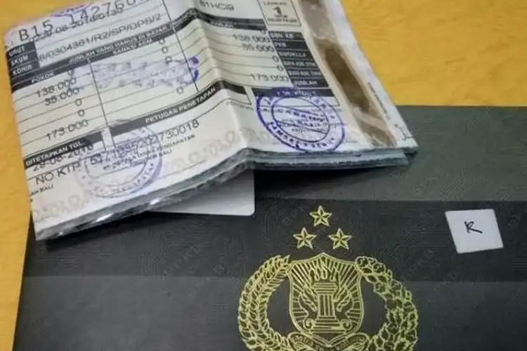 Perpanjang STNK atau SIM Sampai Bikin SIM Baru Sekarang Bisa Lewat HP