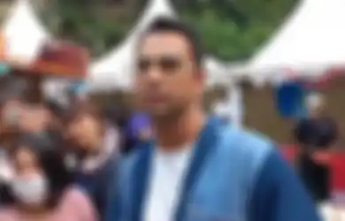 Waduh! Paranormal Gumay Terawang Soal Artis Berinisial R yang Bakal Ketiban Sial di 2023, Raffi Ahmad?