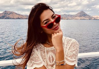 Inspirasi 7 Outfit Gadis Pantai ala Maria Selena Puteri Indonesia 2011