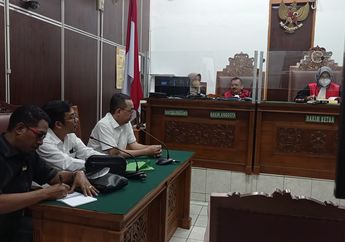 Sidang Perdana Gugatan Rp 15 Miliar Deolipa Yumara Terhadap Bharada E Dilanjutkan dengan Mediasi, Hakim Ketua: Mudah-mudahan Selesai dengan Perdamaian