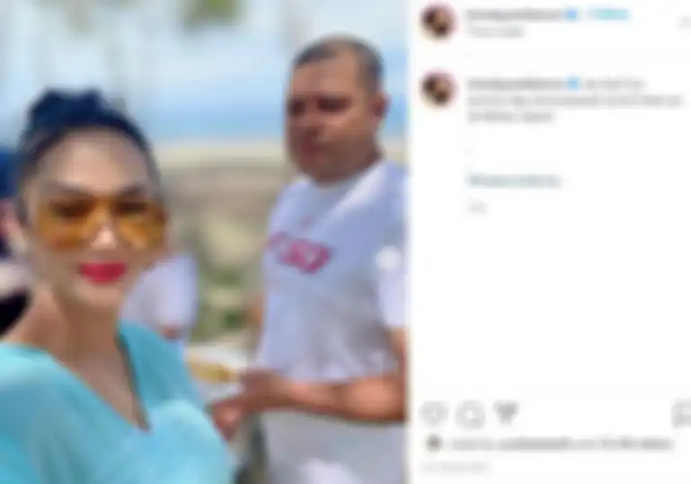 Krisdayanti menikmati liburan sederhana bersama Raul lemos