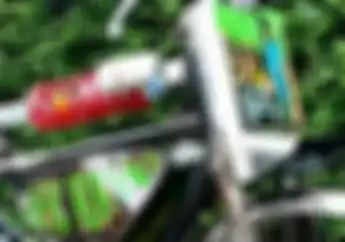 Gokil Banget Modifikasi Motor Satu Ini Gaess.., Sokbreker Belakang Jadi Satu Sama Rangka Tengah