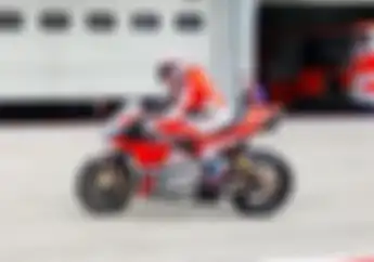 Casey Stoner Balap Lagi Pakai Ducati GP18 di Sepang, Lihat Videonya