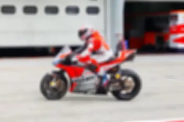 Casey Stoner kebagian menjajal motor balap terbaru Ducati GP18