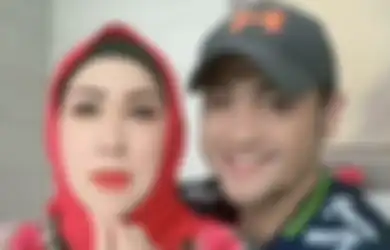 Diboyong Ferry Irawan untuk Santap Mi Ayam di Warung Sederhana, Venna Melinda Gercep Rendam Sendok Garpu ke Air Panas Sebelum Digunakan, Ini Alasannya