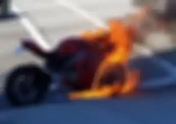 Anjay! Diganti Cuma Hitungan Jam, Ini Kali Pertama Ducati New Panigale V4 Terbakar
