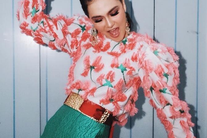 Ayu Dewi Kelepasan Bilang Ada Pria yang Dekati Luna Maya, 'Insyaallah Udah Direstui'
