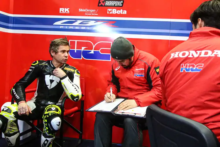 Mantan Pembalap MotoGP di WSBK, Alvaro Bautista Ungkap Alasan Yang Membujuknya Pindah Dari Ducati ke Honda