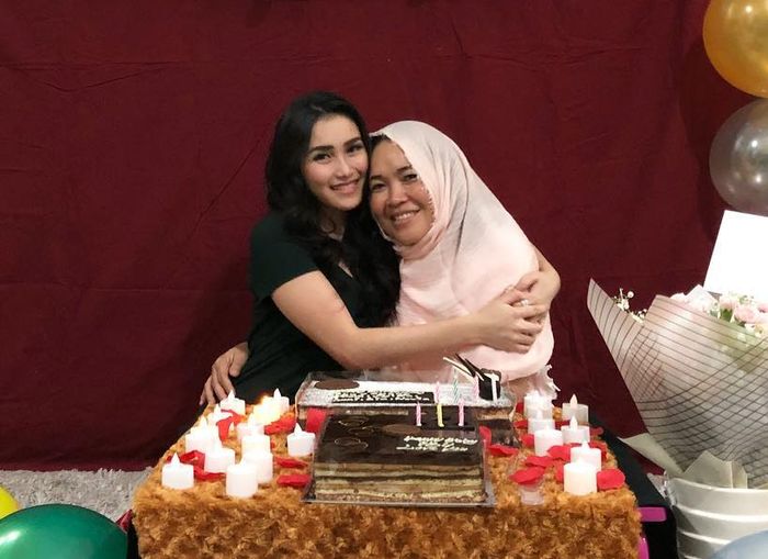 Ayu Ting Ting dan Umi Kalsum