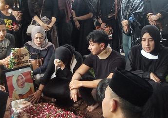 Sebelum Meninggal Dunia, Ibunda Sonny Septian Sempat Bangun dan Terlihat Pulih, Suami Fairuz A Rafiq: Mama Sembuh Lagi