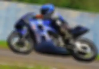 Gampang.. Pasang Winglet di Yamaha YZF-R25 Biar Kelihatan Makin Kece !