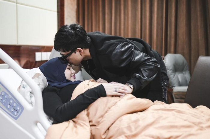 Detik-detik persalinan Baby A, anak pertama Aurel Hermansyah dan Atta Halilintar.
