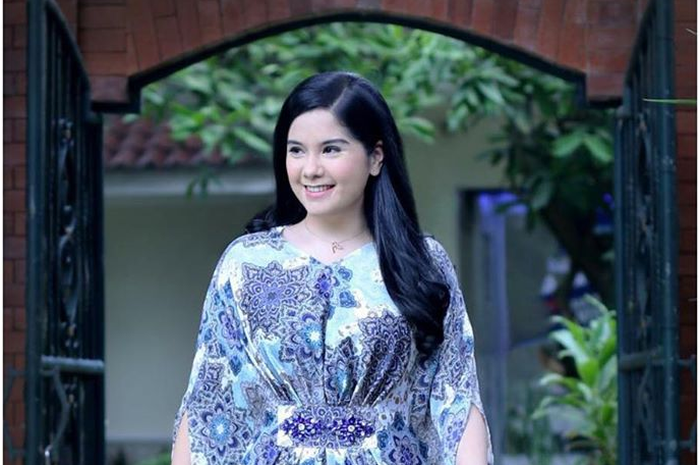 Annisa Pohan 