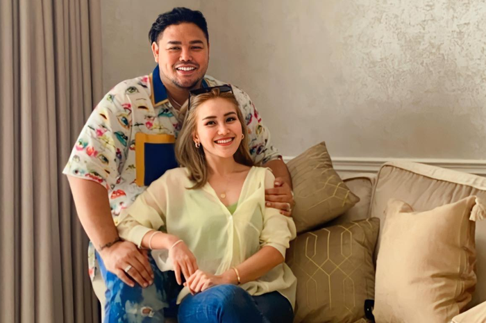 Ayu Ting Ting dan Ivan Gunawan