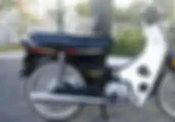 Knalpot Pindah ke Kiri, Honda Astrea Prima Ini Mirip Mesin Pengusir Nyamuk, Simak Videonya