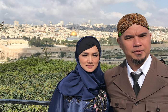 Mulan Jameela dan Ahmad Dhani
