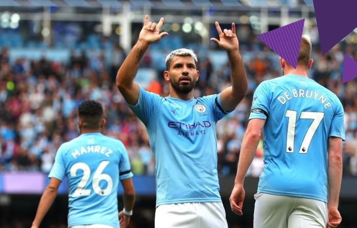 Striker asal Argentina, Sergio Aguero, seusai mencetak gol untuk Manchester City.