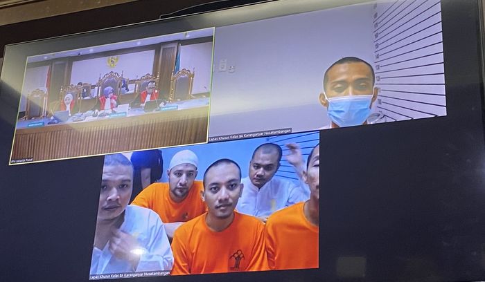 Ammar Zoni dalam sidang yang digelar pada Kamis (27/11/2025). 