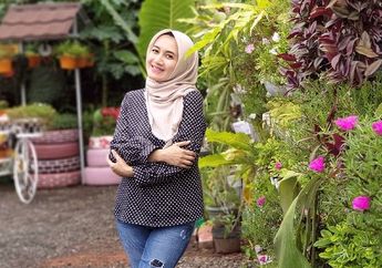 Berpredikat Pedangdut Senior hingga Dipersunting Dokter Spesialis Tajir, Nini Carlina Diam-diam Masih Bawa Benda Jadul Ini Meski Sudah Hijrah ke Ibu Kota: Hanya Saya yang Boleh Pakai