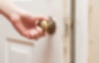 #HadapiCorona Biar Virus Enggak Masuk ke Dalam Rumah. Bersihkan Barang-barang di Sekitar Kita, Ya!